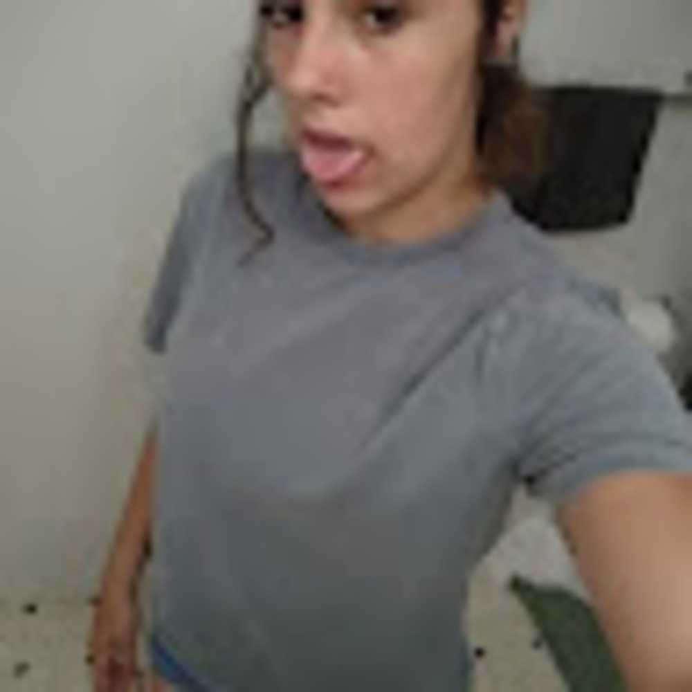 Meet your Posher, Danika